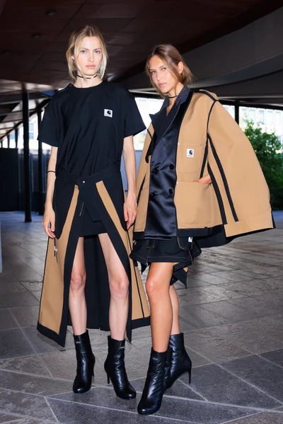 Look 16